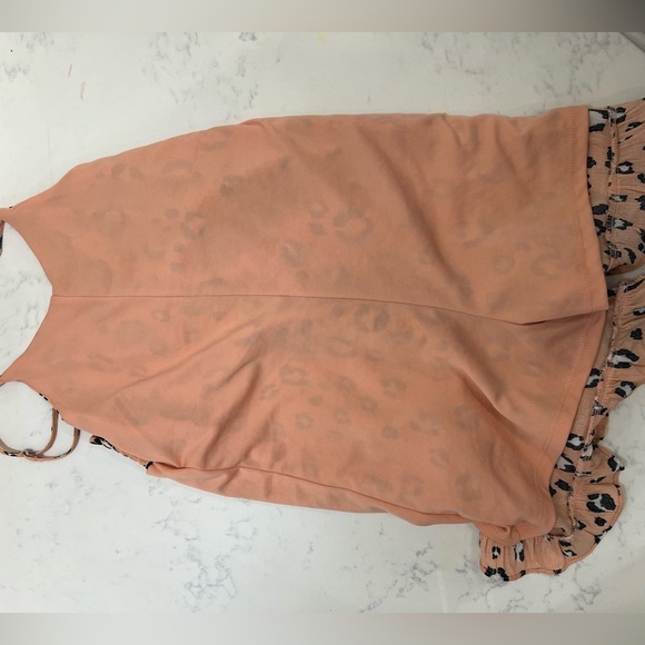 Chic Leopard Print Dress - Picture 6 of 7